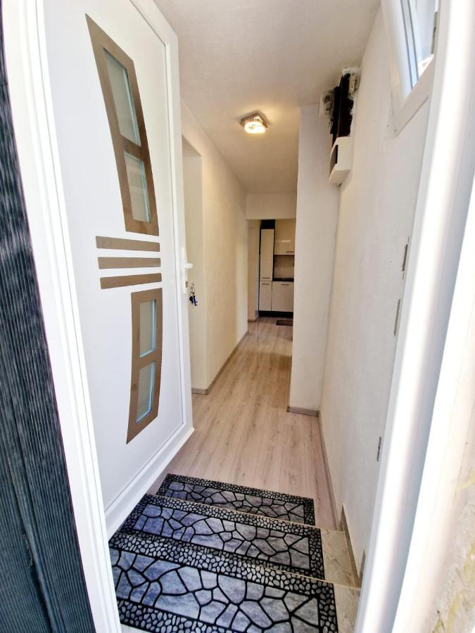 Split Apartment מראה חיצוני תמונה